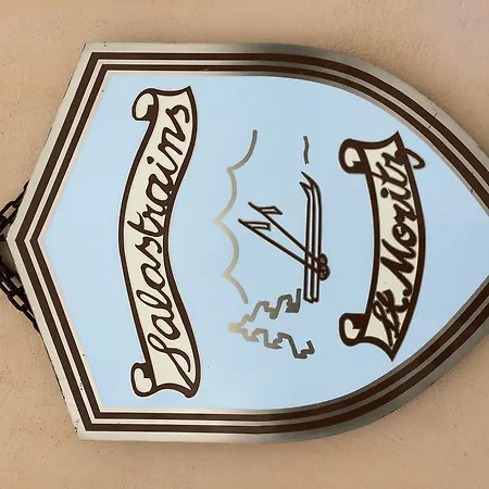 Salastrains Szálloda