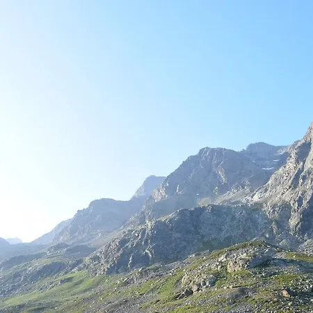 Salastrains Szálloda 3*