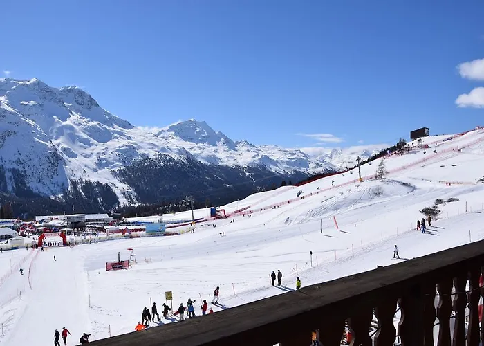 Ξενοδοχείο Salastrains 3*