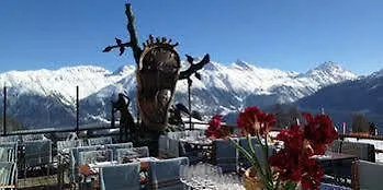 Salastrains Ξενοδοχείο