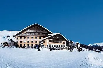 Szálloda Salastrains 3*