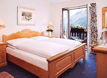Szálloda Salastrains St. Moritz