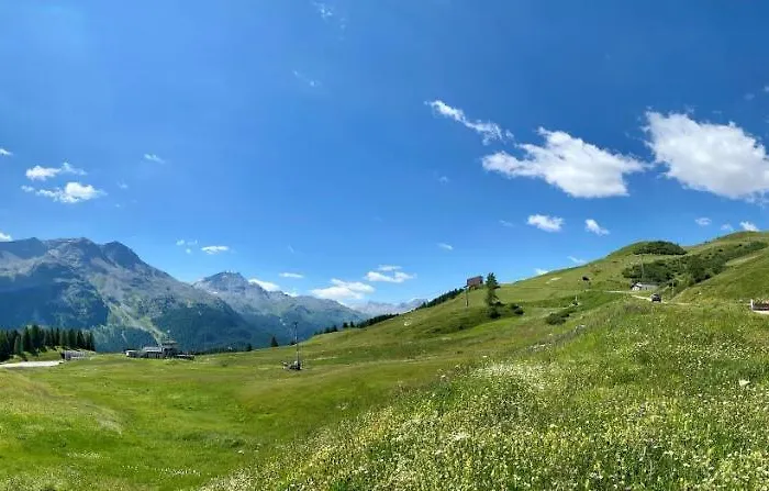 Salastrains Hotel St. Moritz