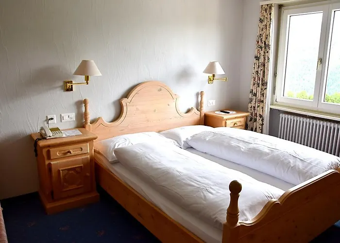 Salastrains Hotel 3*